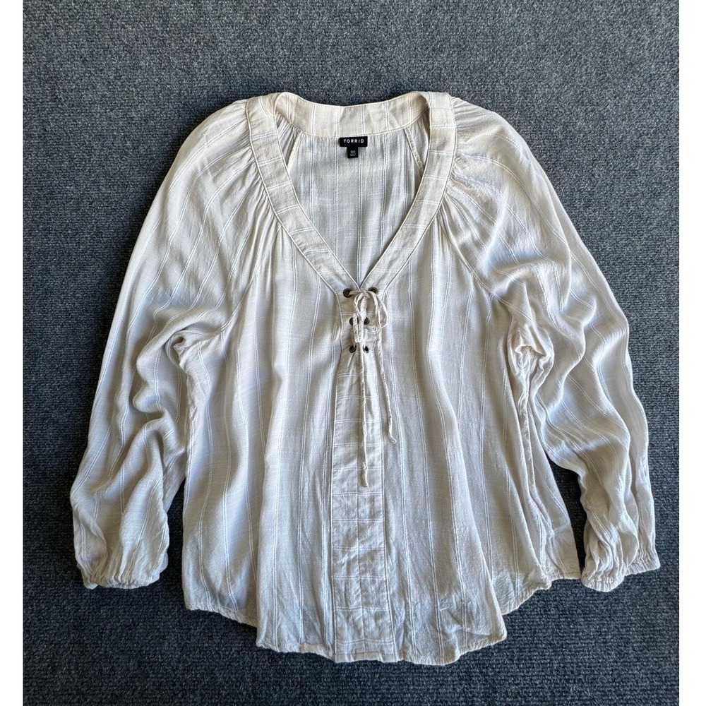 Torrid Blouse Cream Lace Up V-Neck Boho Peasant Cottagecore Rayon 00